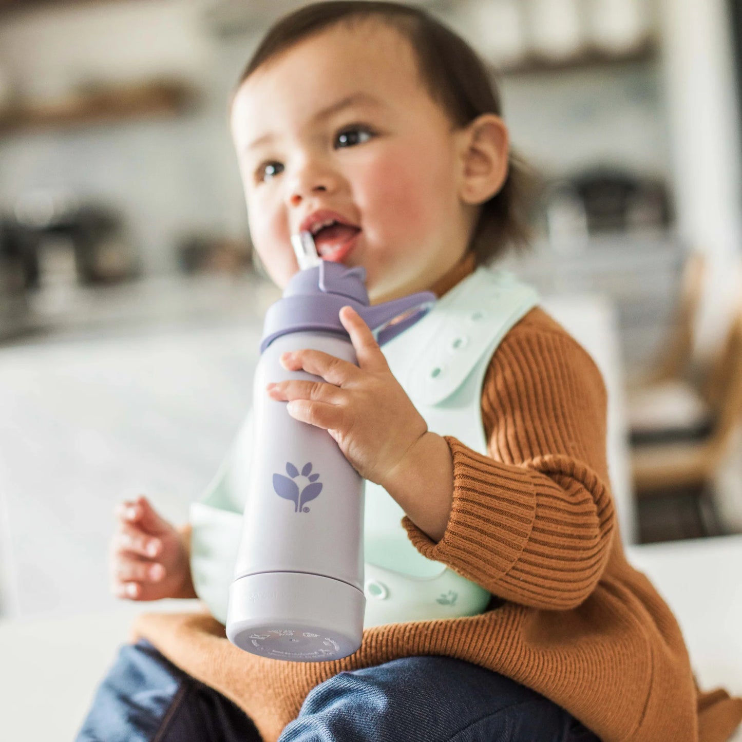 Botella de Silicona Verde con Bombilla Sprout Ware® – 295 ml