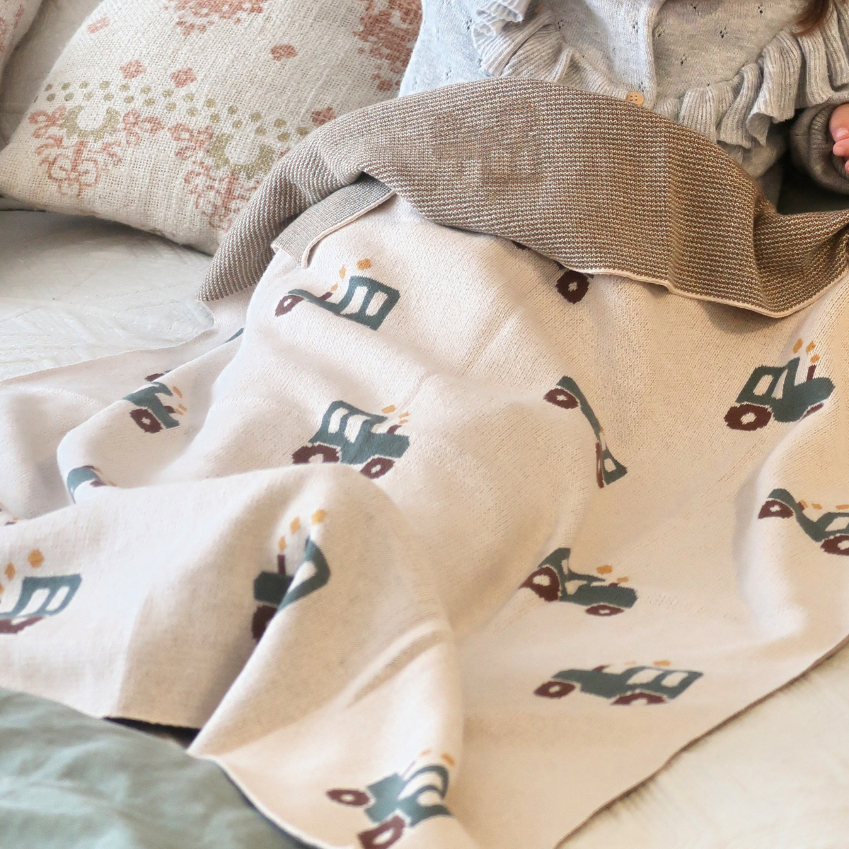 Manta Tejida 100% Algodón Tractores Beige