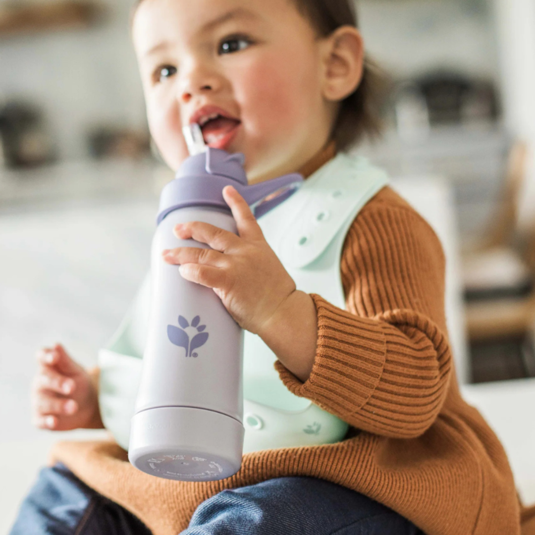 Botella de Silicona Morada con Bombilla Sprout Ware® – 295 ml